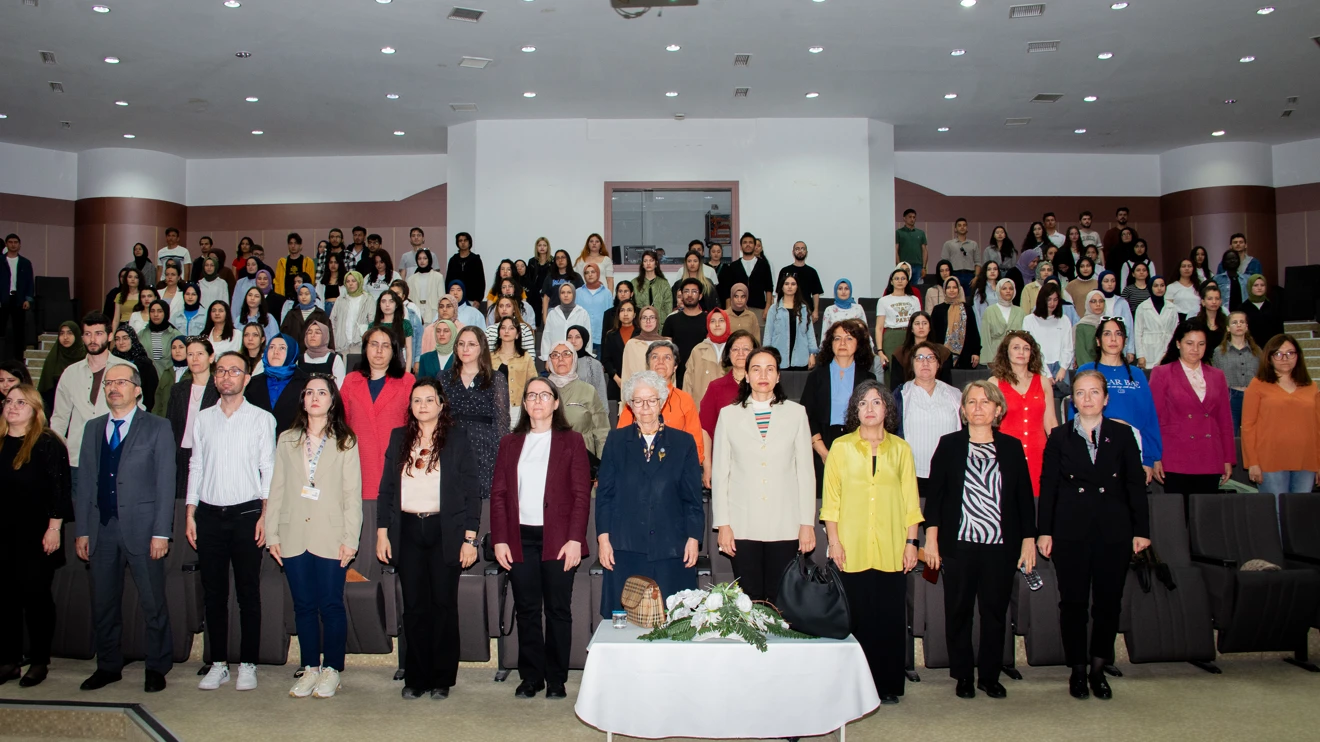 Selçuk Üniversitesinde ‘Postmodernizm ve Hemşirelik Felsefesi Söyleşisi’